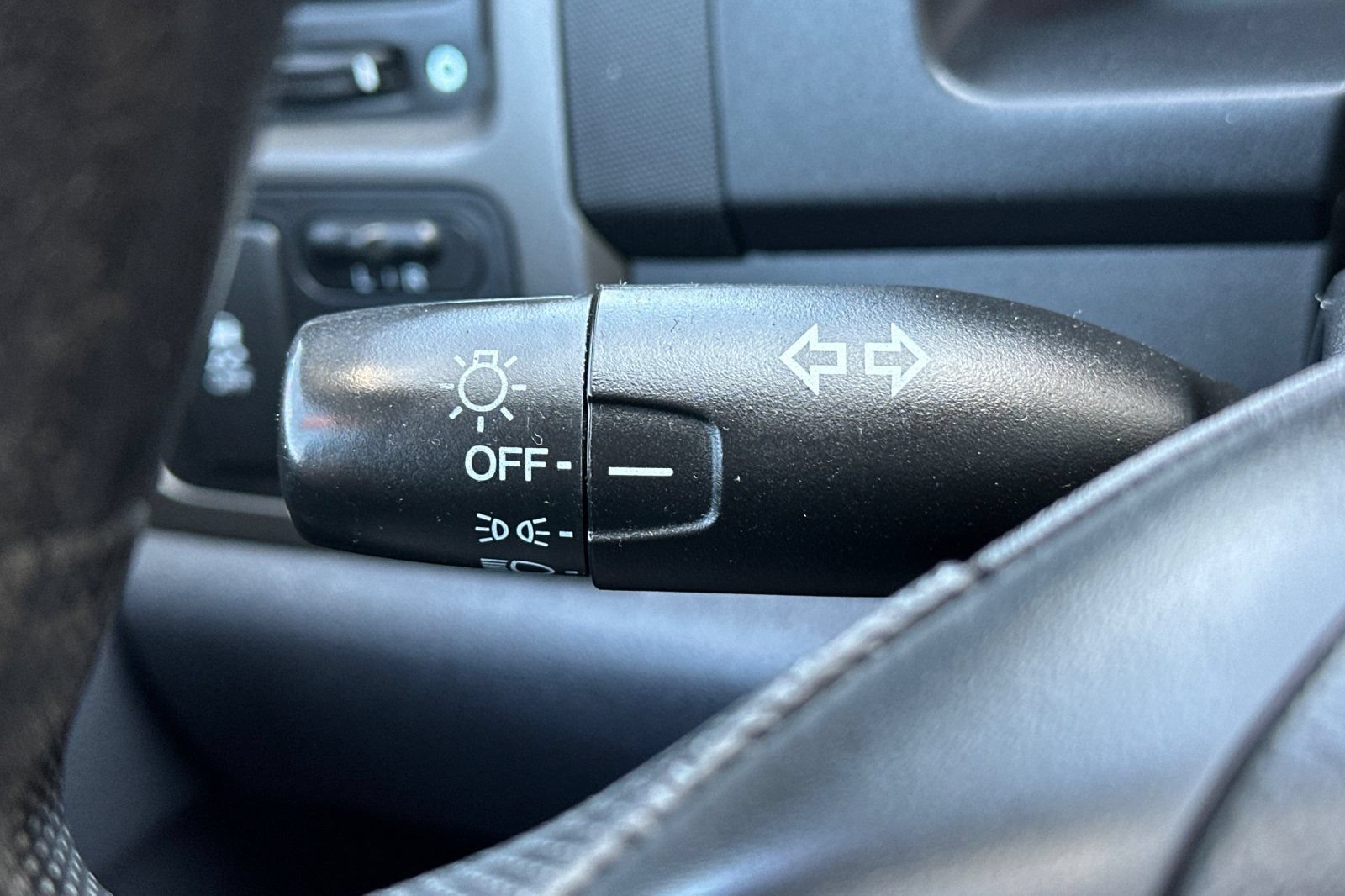 Used 2010 Honda CR-V LX image 23