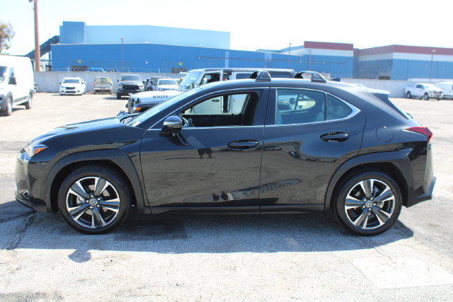 Used 2025 Lexus UX 300h FWD w/ Accessory Package (Z2) image 7