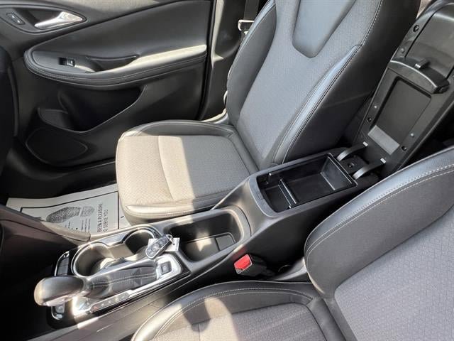 Used 2022 Buick Encore GX Select w/ Advanced Technology Package AWD/4WD image 28