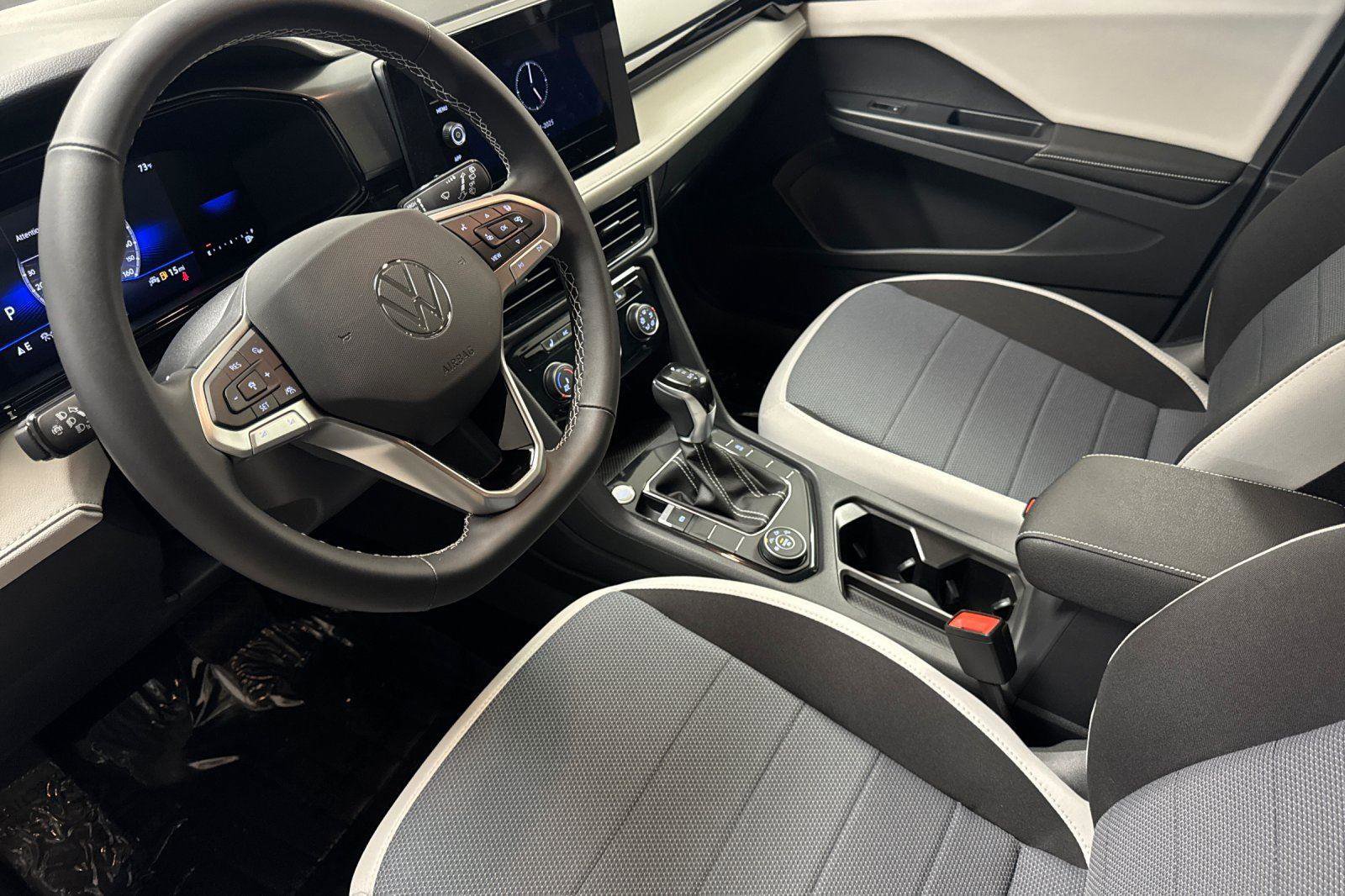 New 2025 Volkswagen Taos S image 9