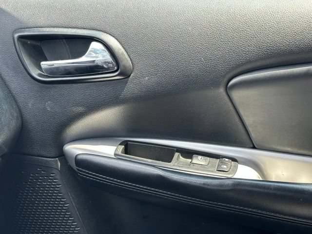 Used 2014 Dodge Journey SXT w/ Flexible Seating Group FWD image 30