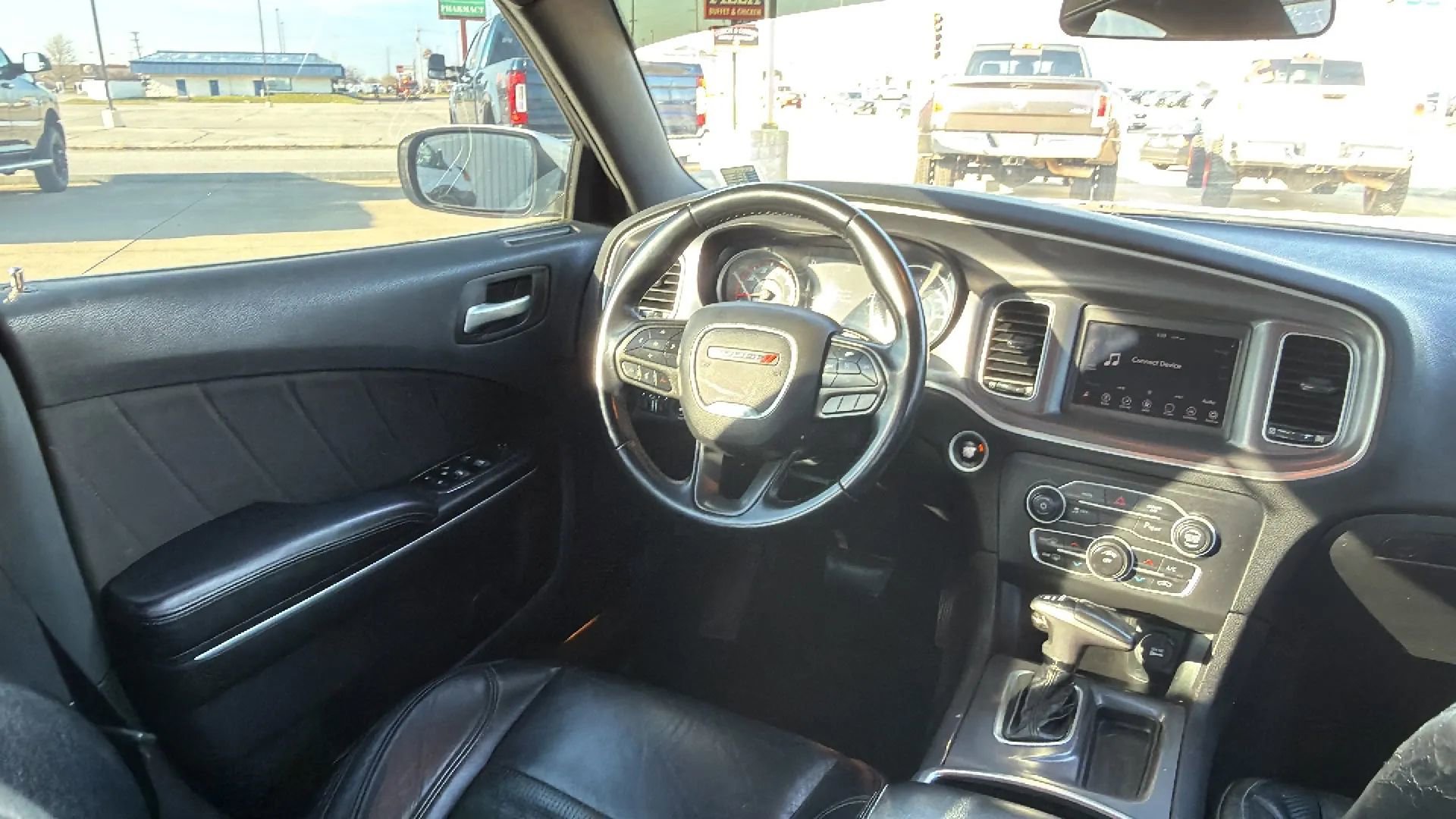 Used 2020 Dodge Charger SXT image 40