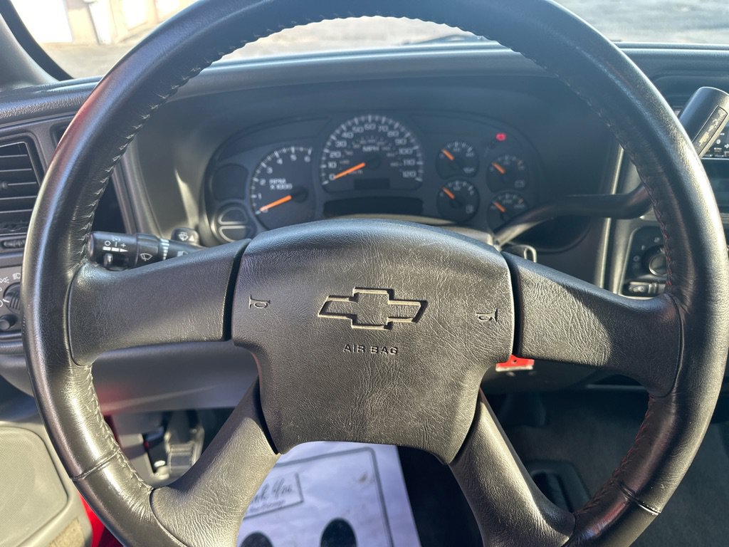 Used 2005 Chevrolet Silverado 1500 LS w/ Light Duty Power Package AWD/4WD image 23