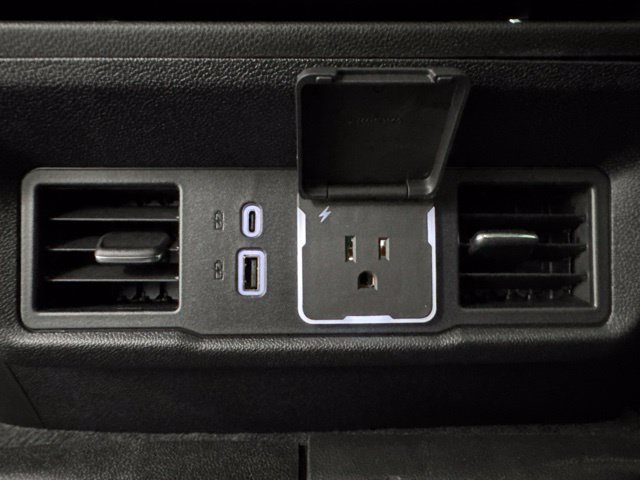 New 2026 Chevrolet Silverado 1500 LT w/ LPO, Liner Protection Package AWD/4WD image 27