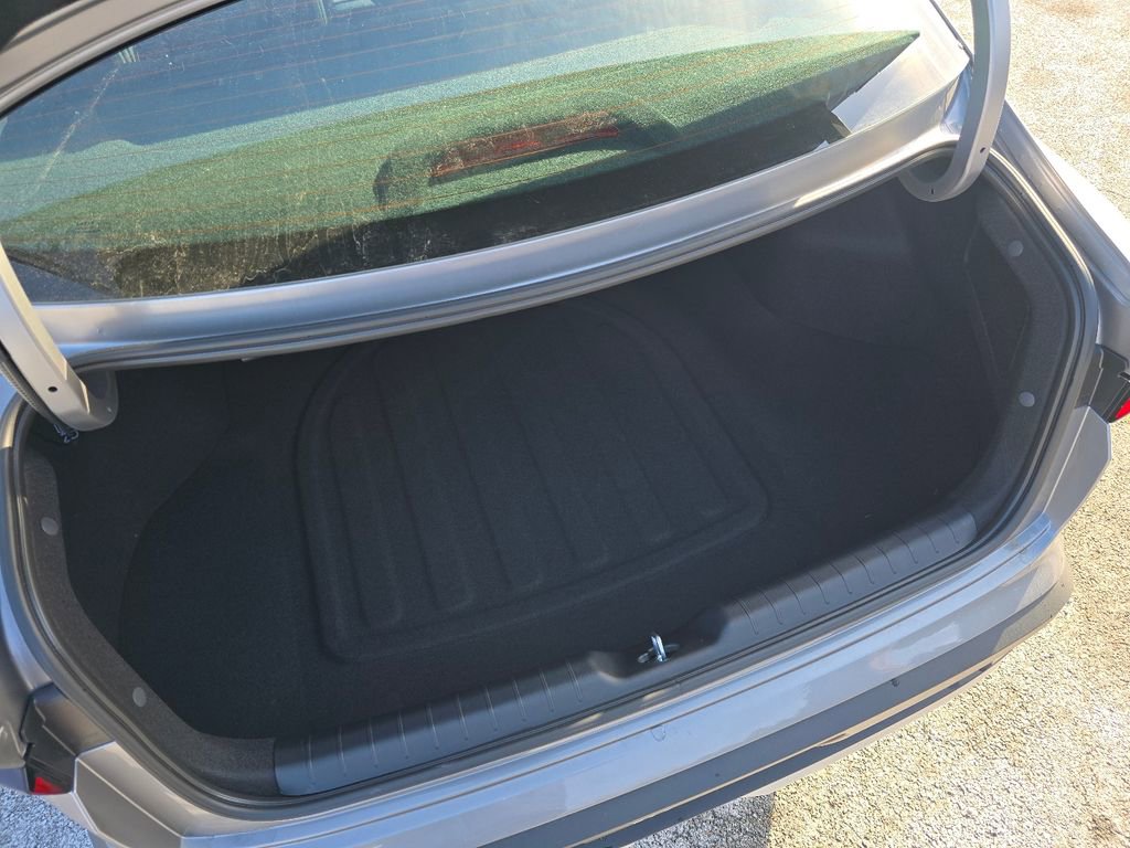 New 2025 Kia K4 LXS image 16