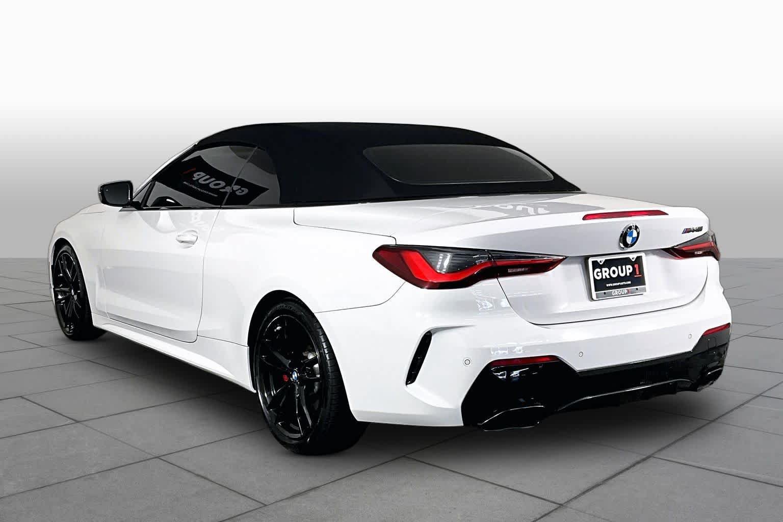 Used 2023 BMW M440i Convertible w/ Premium Package RWD image 11