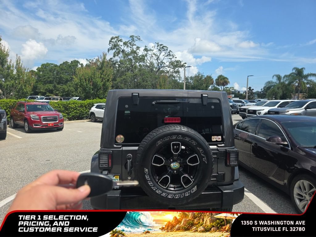 Used 2018 Jeep Wrangler Unlimited Sahara AWD/4WD image 7