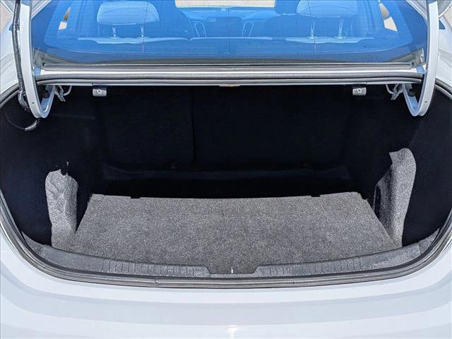 Used 2024 Chevrolet Malibu LT image 6