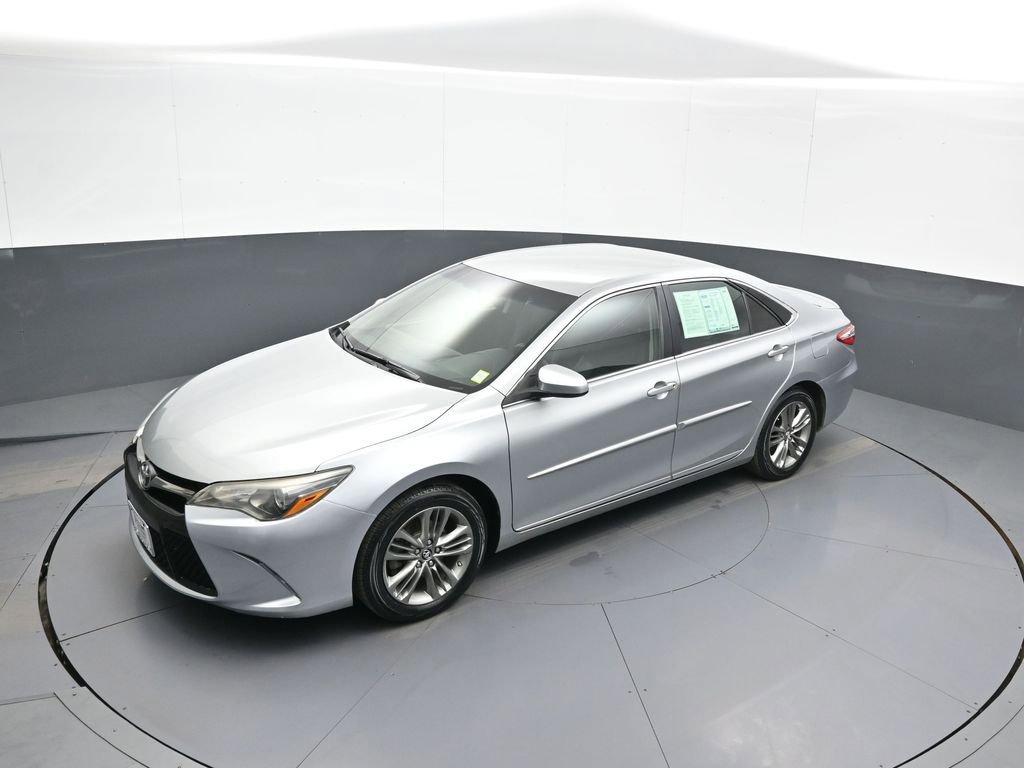 Used 2017 Toyota Camry SE w/ Protection Package (Q2) FWD image 32