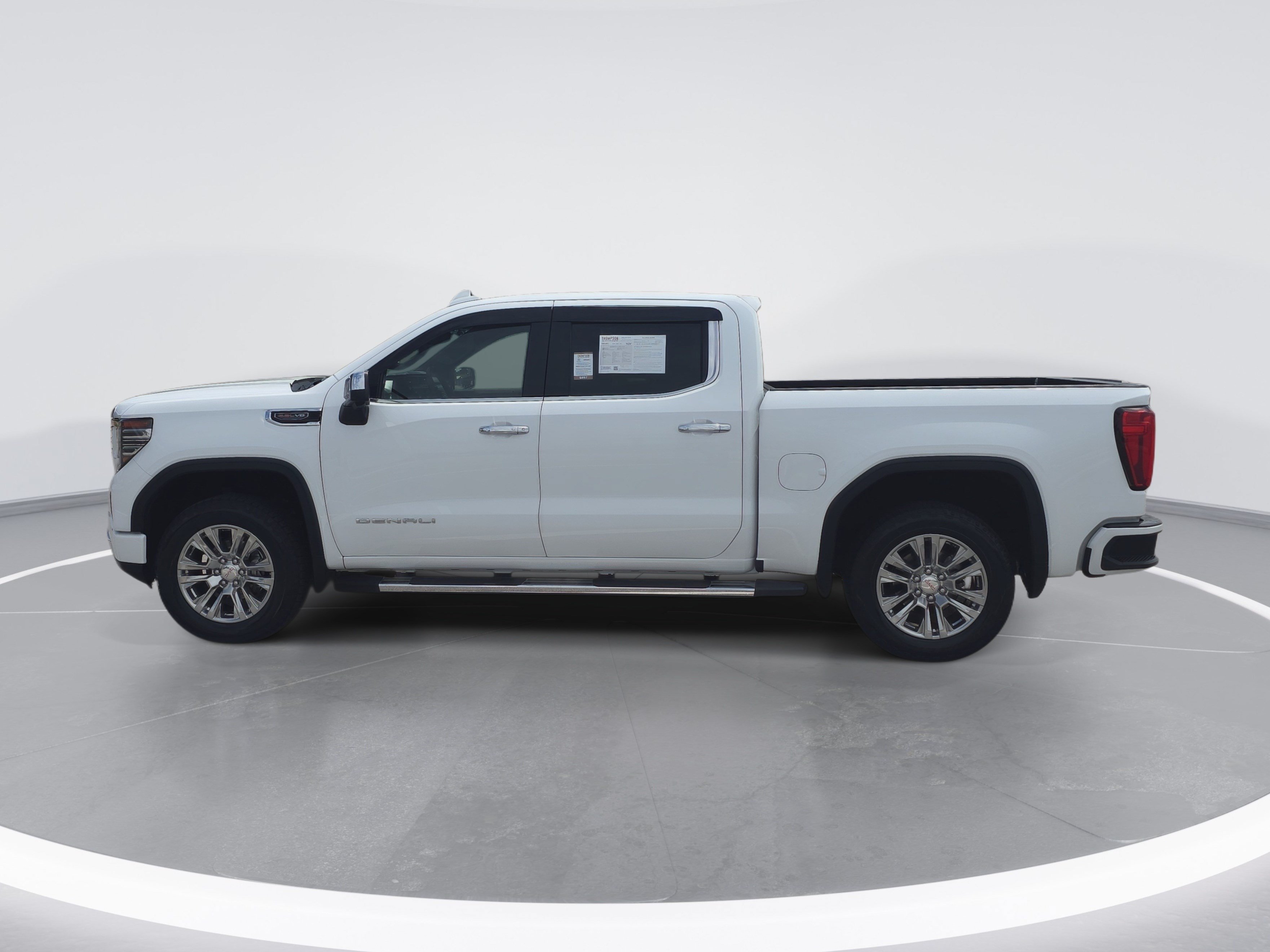 Used 2023 GMC Sierra 1500 Denali AWD/4WD image 6