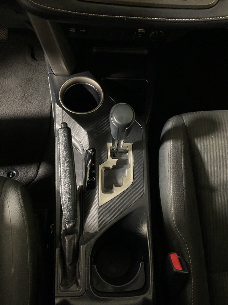 Used 2015 Toyota RAV4 XLE image 25