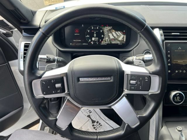 Used 2022 Land Rover Discovery HSE R-Dynamic AWD/4WD image 11