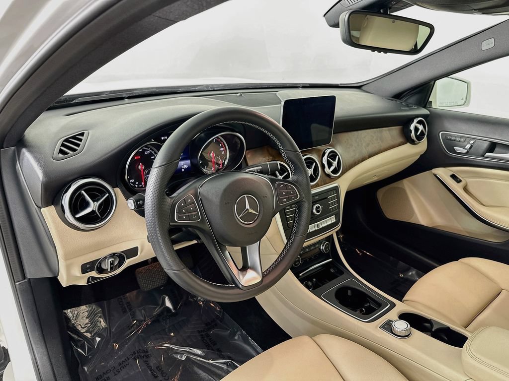 Used 2020 Mercedes-Benz GLA 250 4MATIC image 9