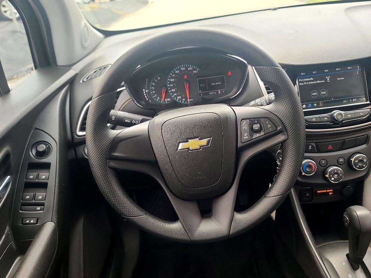 Used 2018 Chevrolet Trax LS image 15