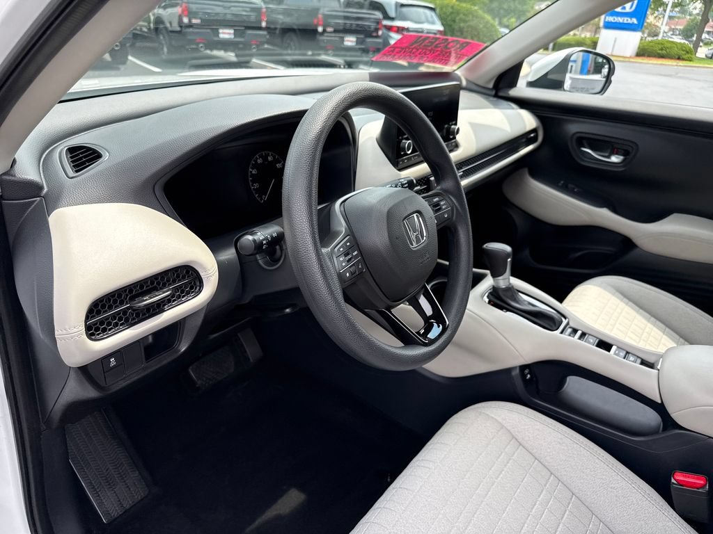 Certified 2025 Honda HR-V LX image 14