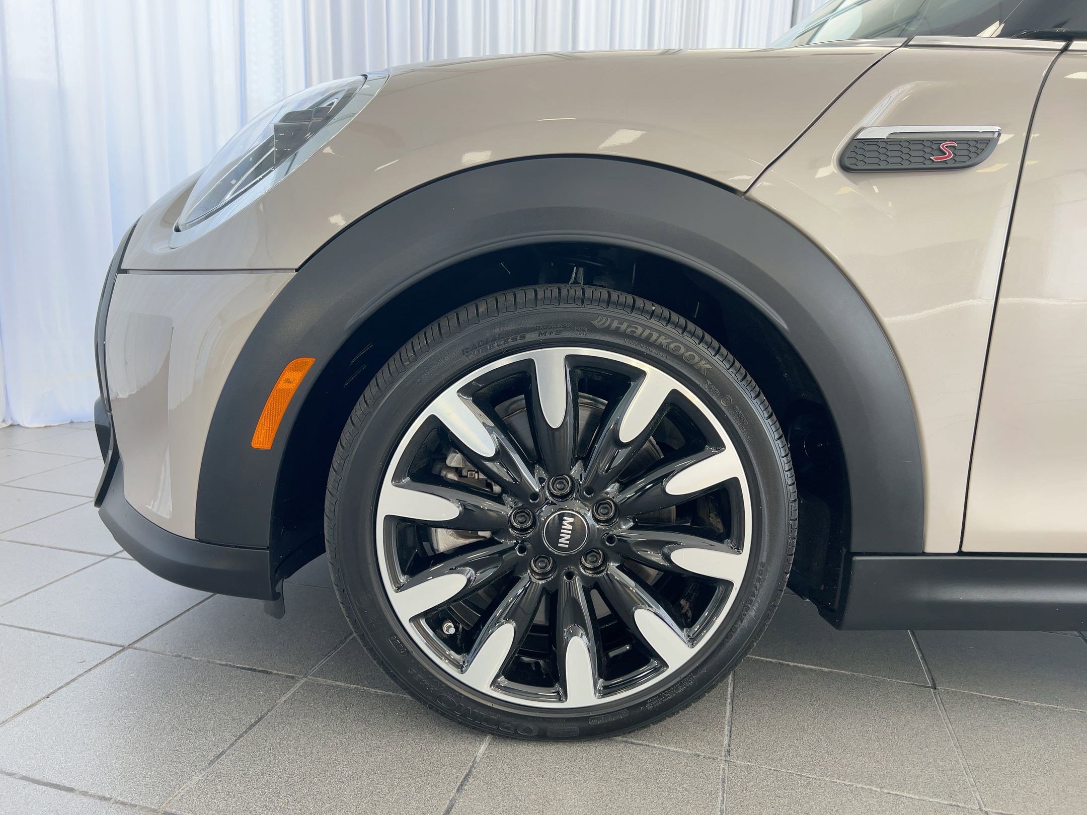 Certified 2023 MINI Cooper S w/ Signature Upholstery Package image 12