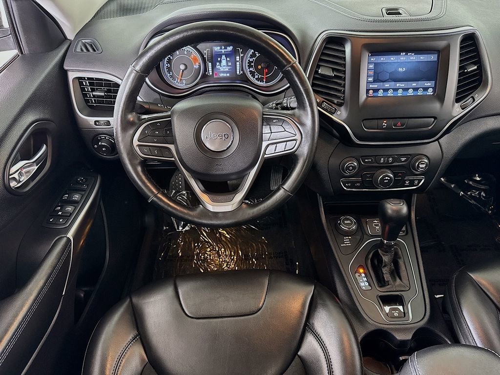 Used 2020 Jeep Cherokee Latitude Plus w/ Cold Weather Group image 21