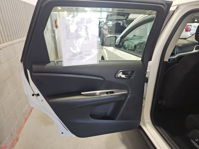 Used 2014 Dodge Journey American Value Package FWD image 19