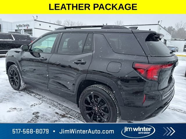 Used 2025 GMC Terrain Elevation w/ Elevation Premium Package AWD/4WD image 8