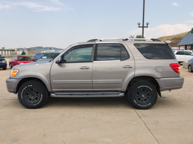 Used 2001 Toyota Sequoia Limited AWD/4WD image 3