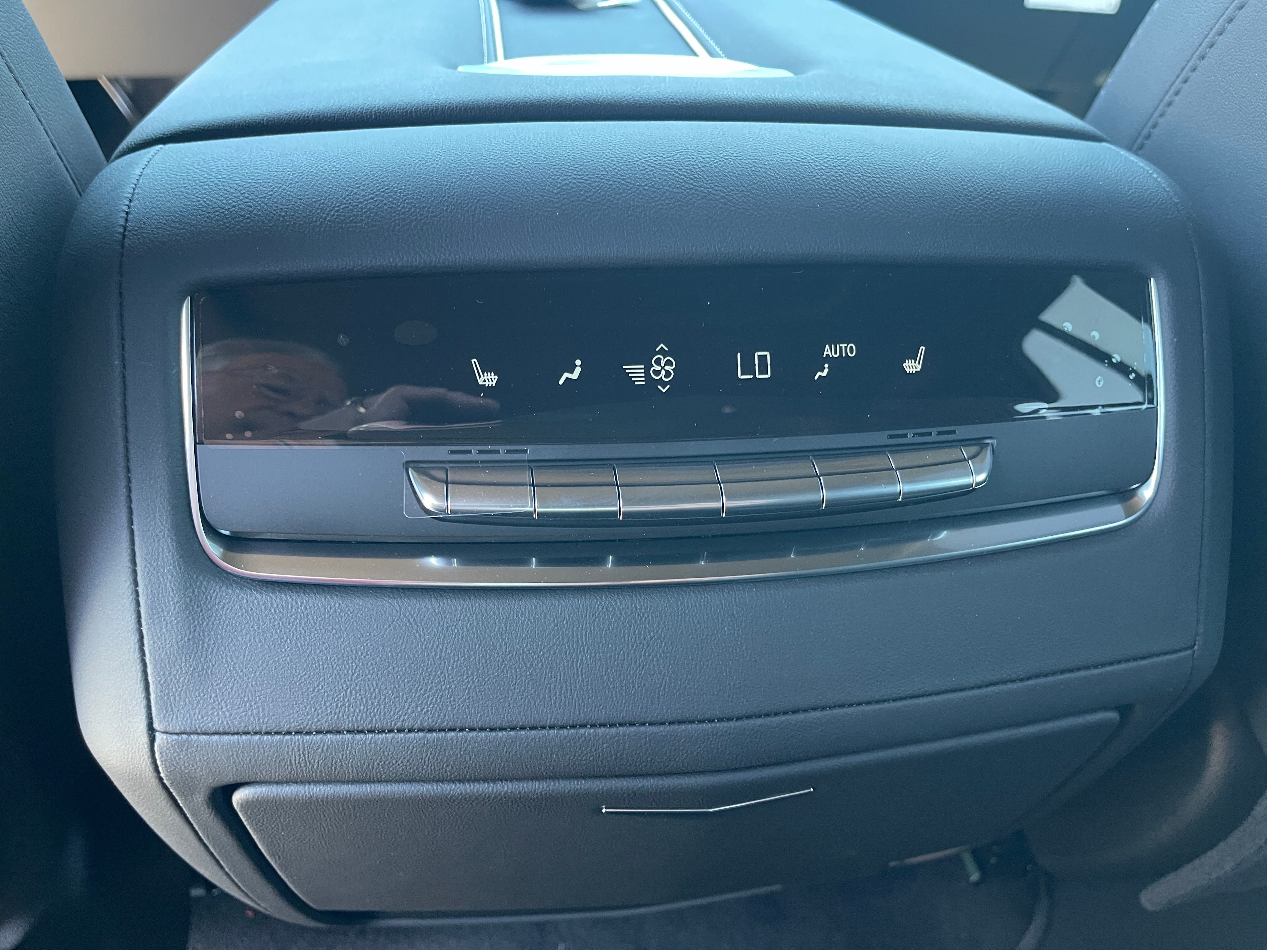 New 2026 Cadillac Escalade Luxury w/ Touring Package AWD/4WD image 23