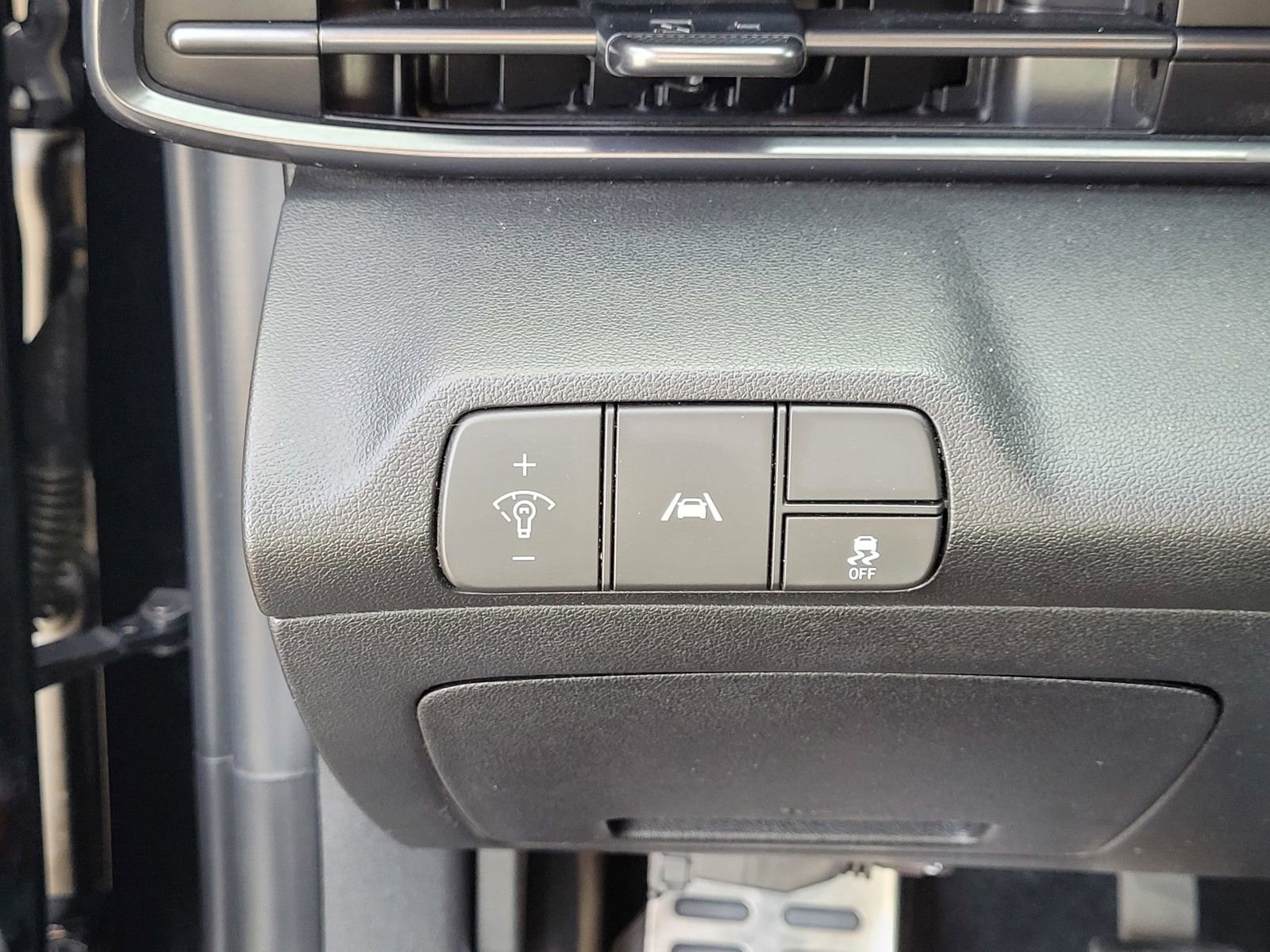 Used 2022 Hyundai Elantra N Line w/ Cargo Package image 18