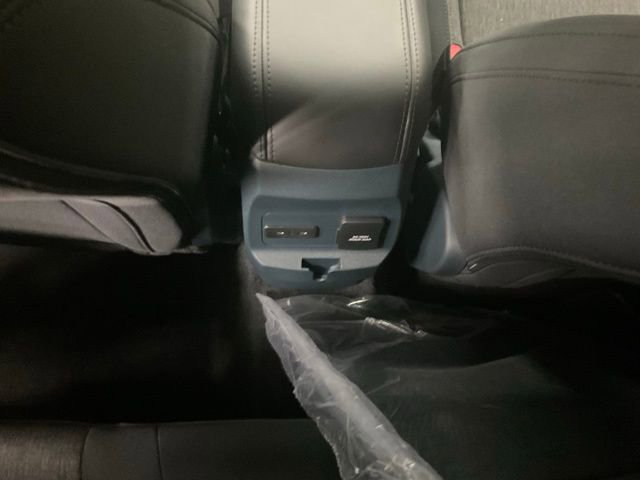 New 2025 Ford Maverick XLT w/ XLT Luxury Package image 7