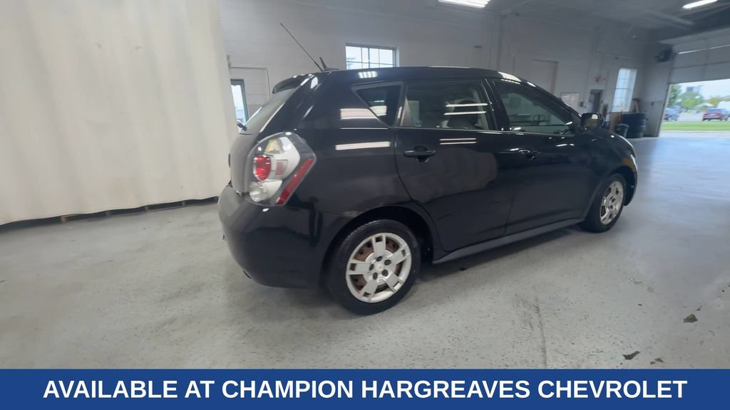 Used 2009 Pontiac Vibe w/ Sun And Sound Package FWD image 11