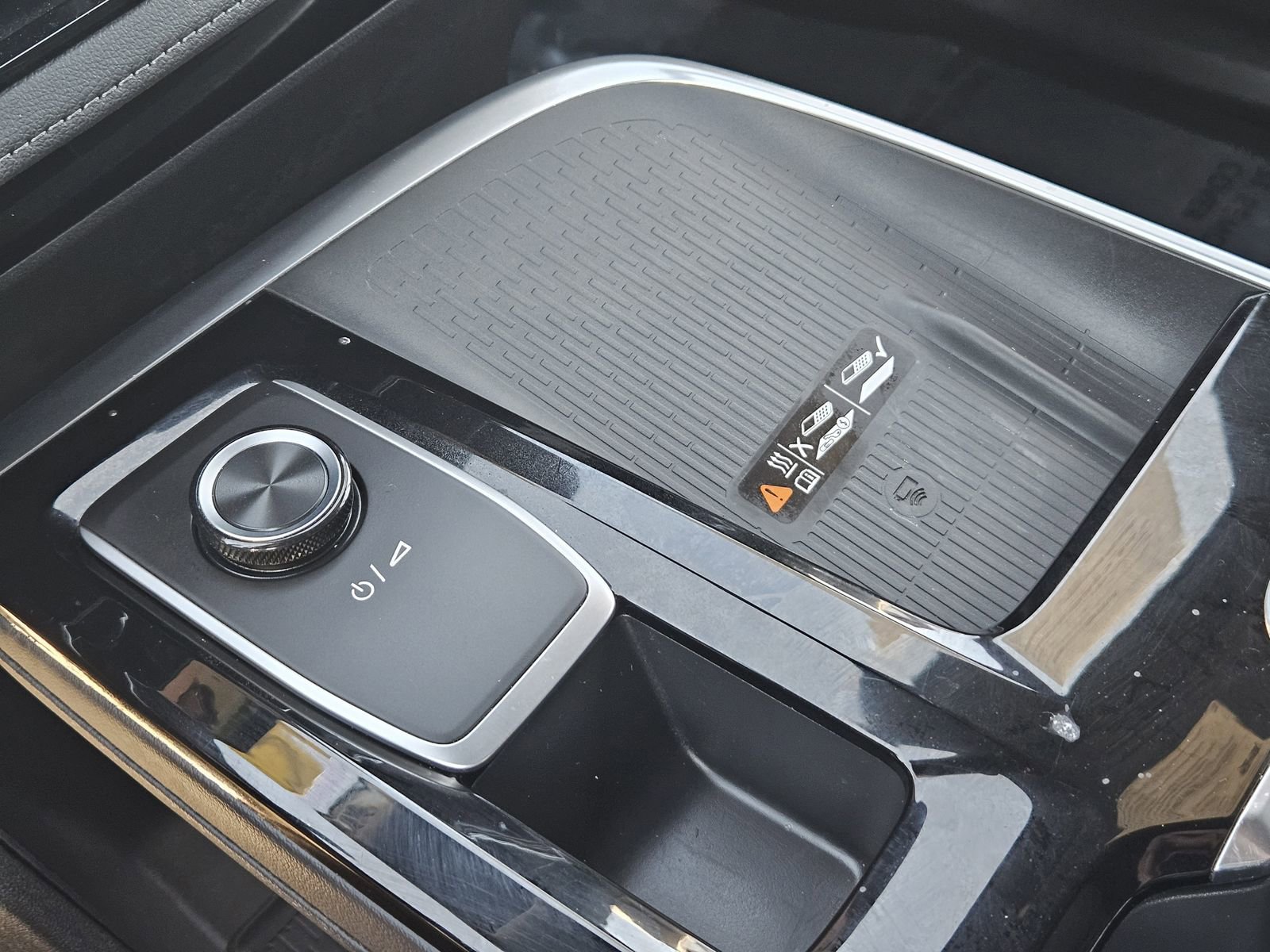 Used 2025 Buick Enclave Preferred image 24