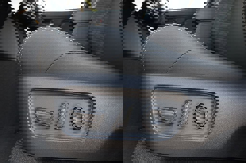 New 2026 Toyota 4Runner TRD Off-Road Premium AWD/4WD image 25