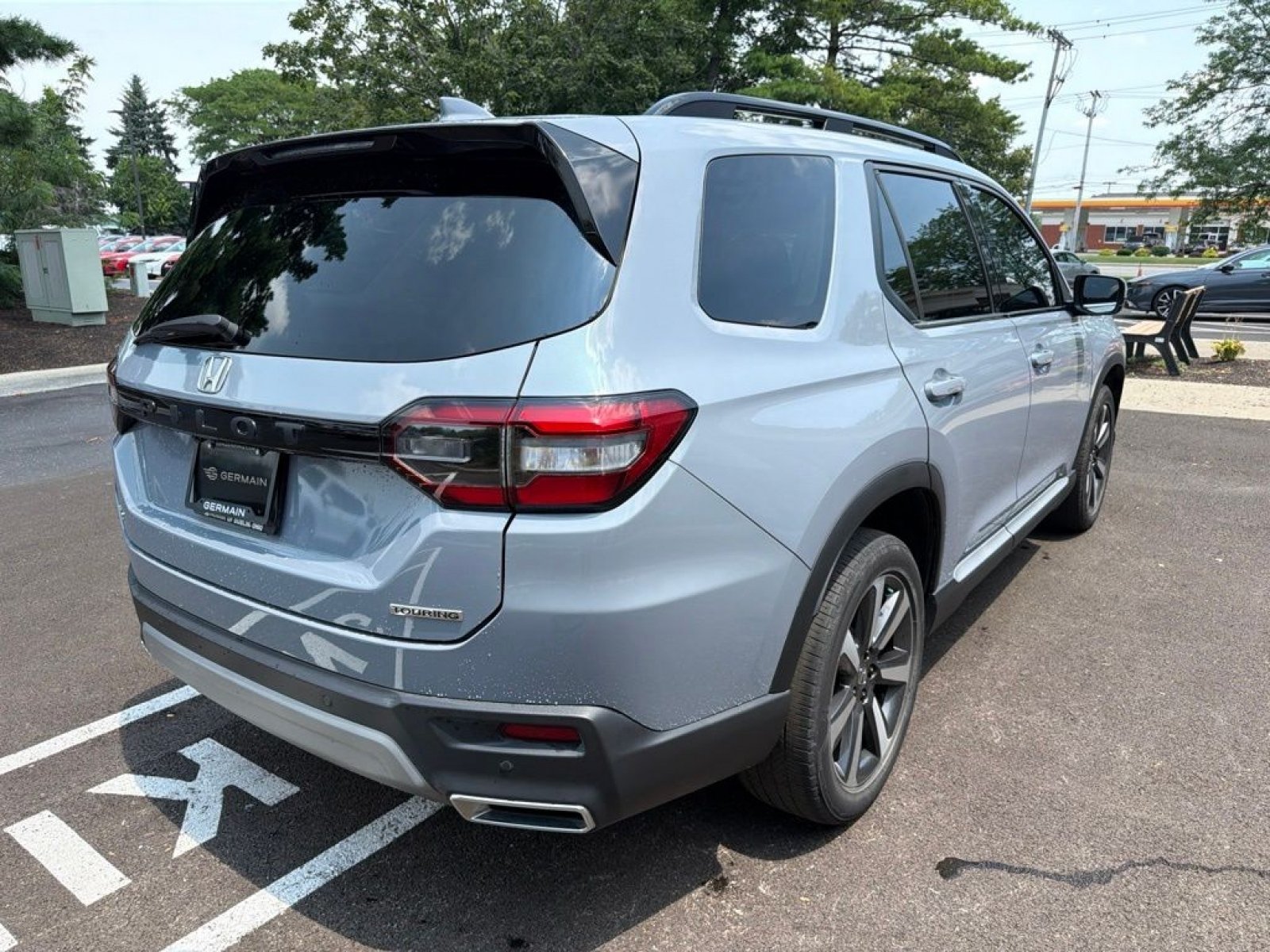 Used 2024 Honda Pilot Touring image 6