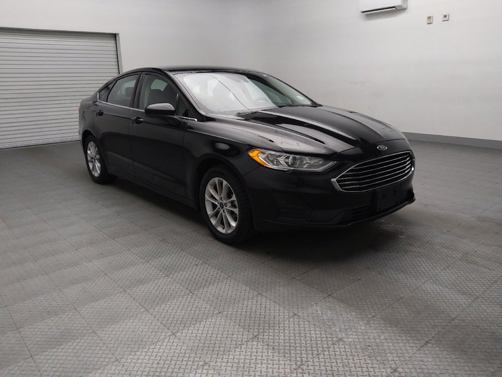 Used 2020 Ford Fusion SE FWD image 13