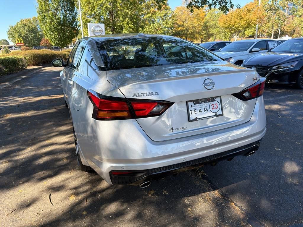 New 2025 Nissan Altima 2.5 SR image 5