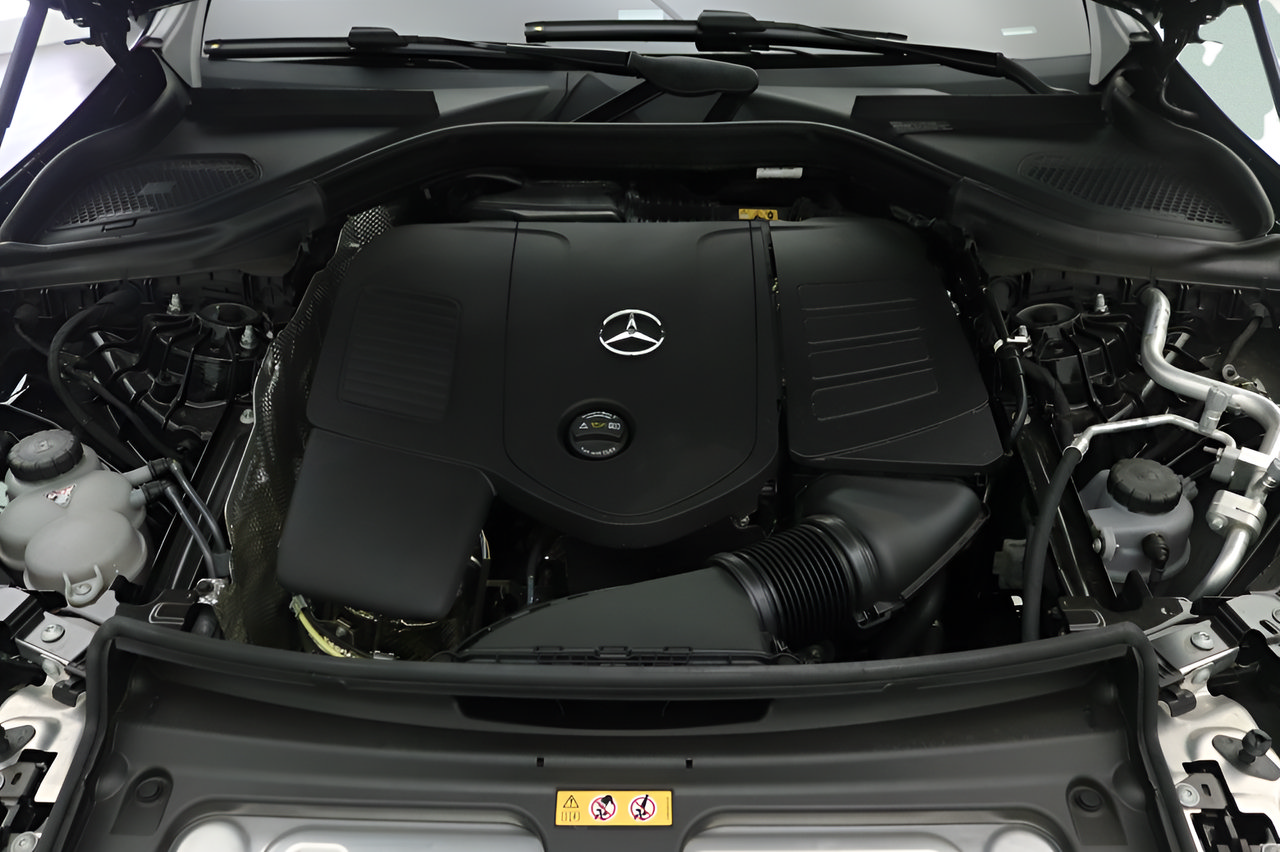 Used 2026 Mercedes-Benz GLC 300 image 24
