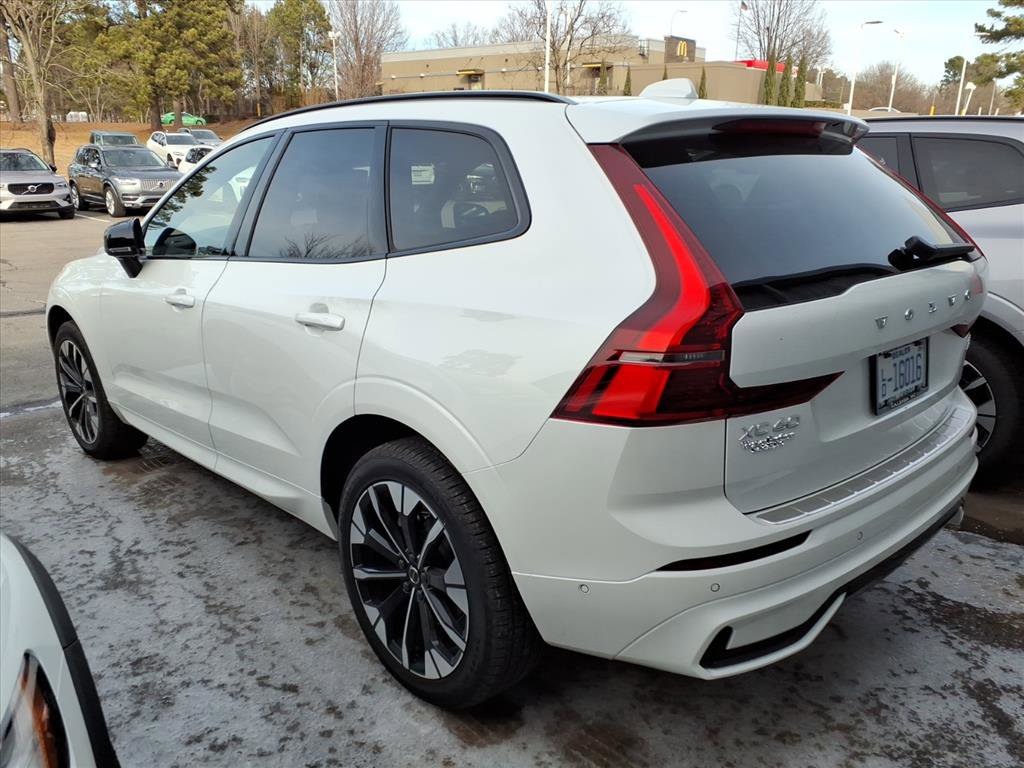 New 2026 Volvo XC60 B5 Plus w/ Protection Package Premier image 6