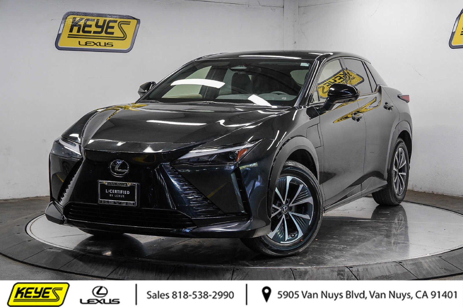 Used 2025 Lexus RZ 300e w/ Accessory Package (2T) FWD image 1
