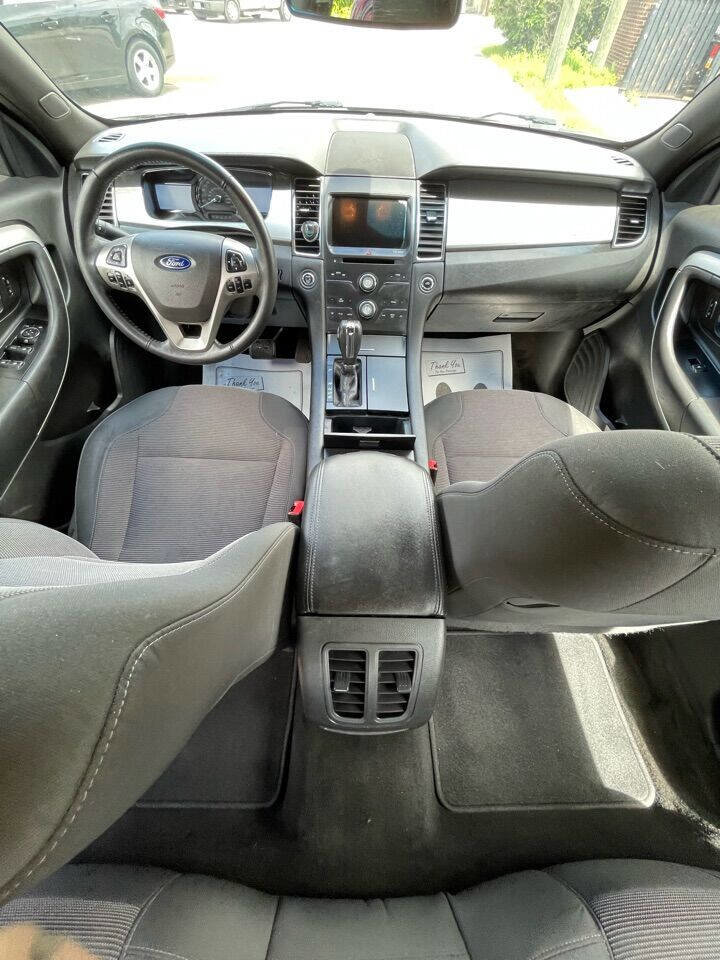 Used 2016 Ford Taurus SEL w/ Equipment Group 201A image 10