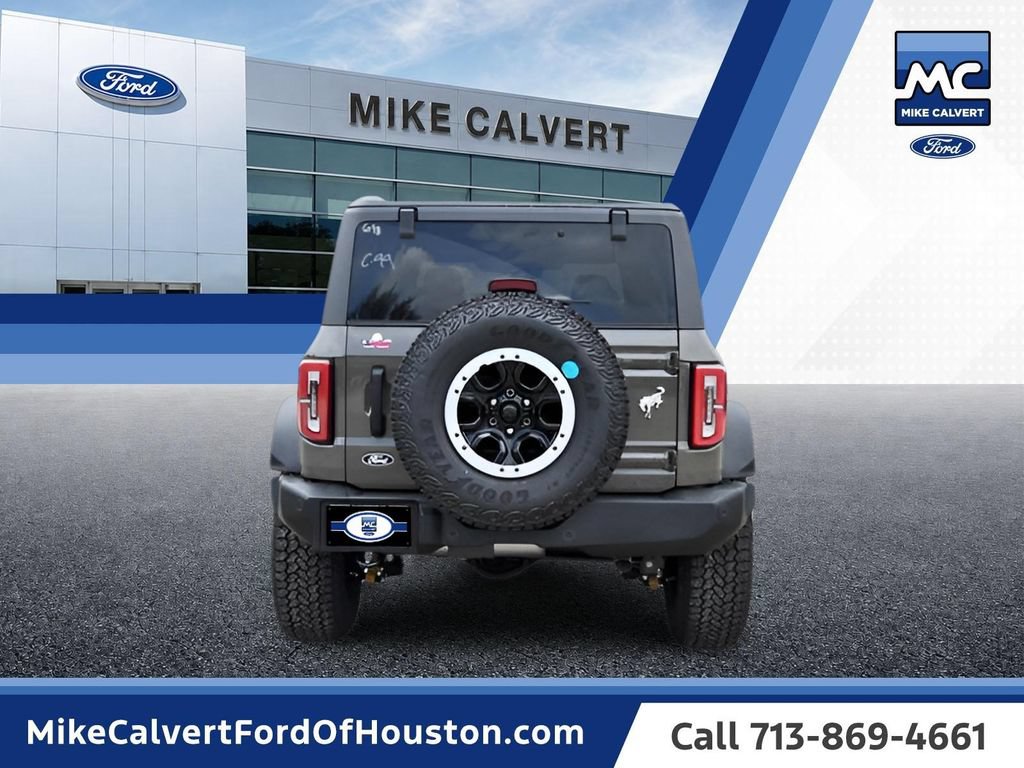 New 2026 Ford Bronco Outer Banks w/ Sasquatch Package AWD/4WD image 3