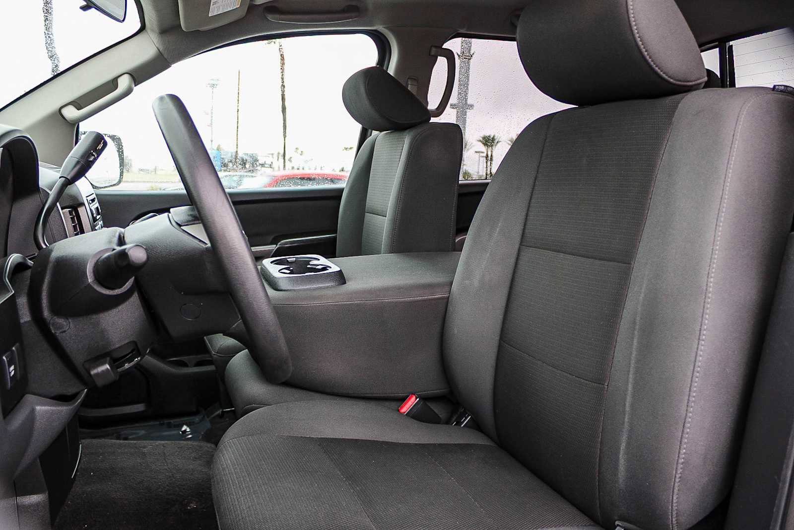 Used 2015 Nissan Titan S image 17