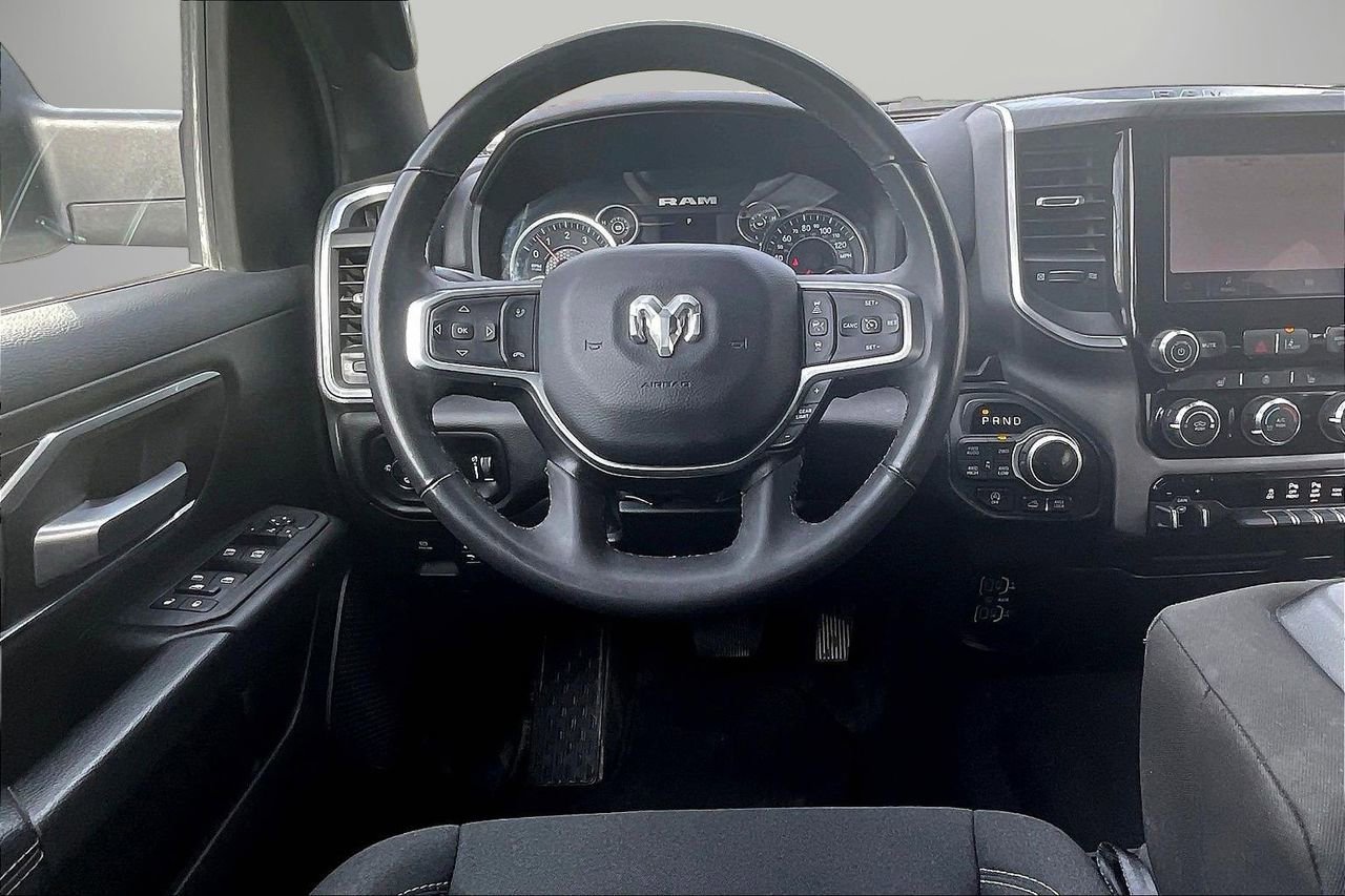 Used 2025 RAM 1500 Big Horn AWD/4WD image 12