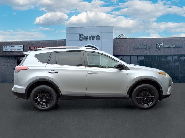 Used 2017 Toyota RAV4 LE w/ All Weather Liner Package AWD/4WD image 8