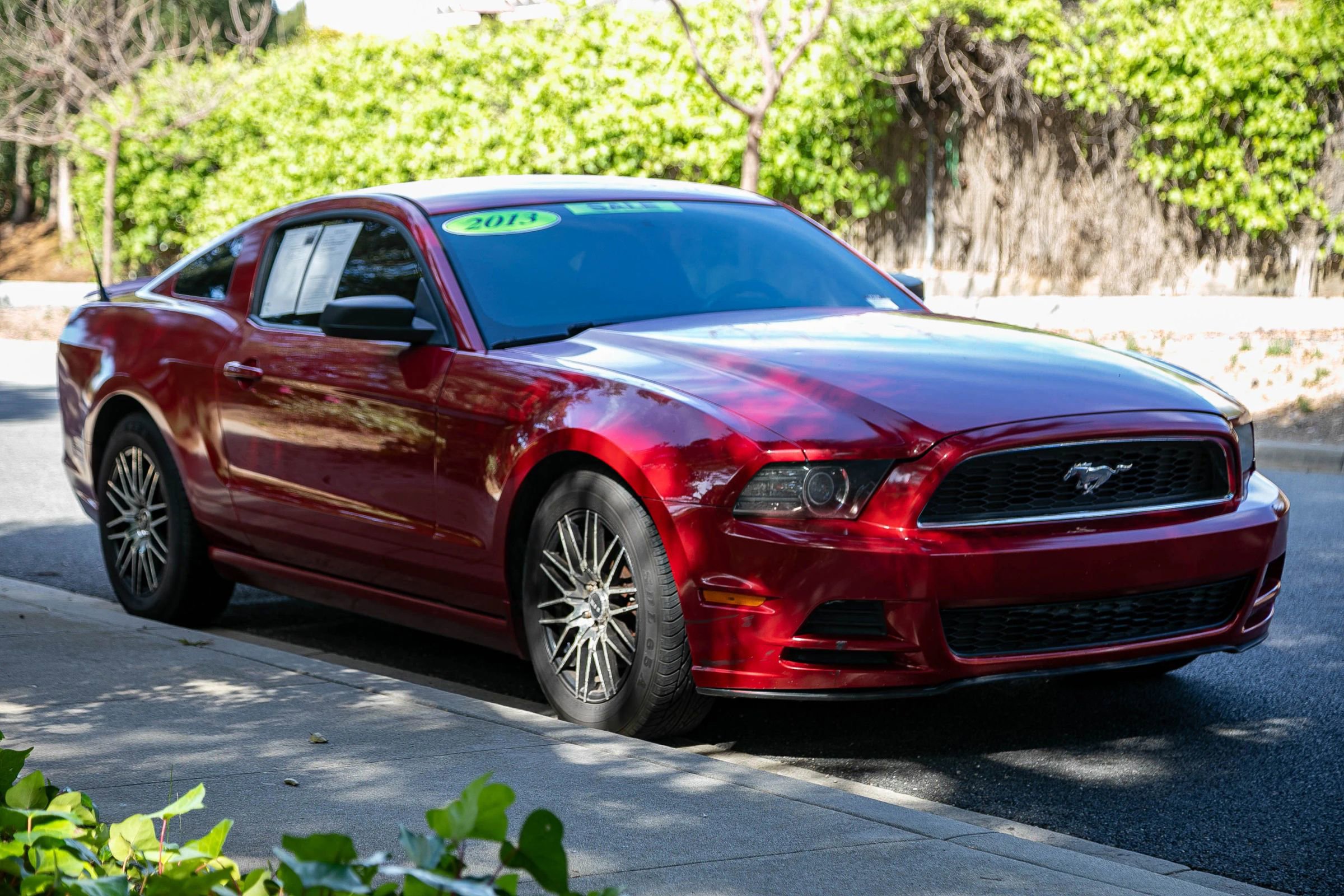 Used 2013 Ford Mustang Coupe RWD image 7