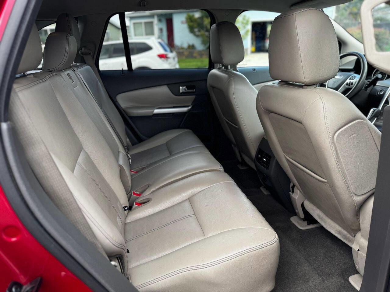 Used 2012 Ford Edge SEL image 28