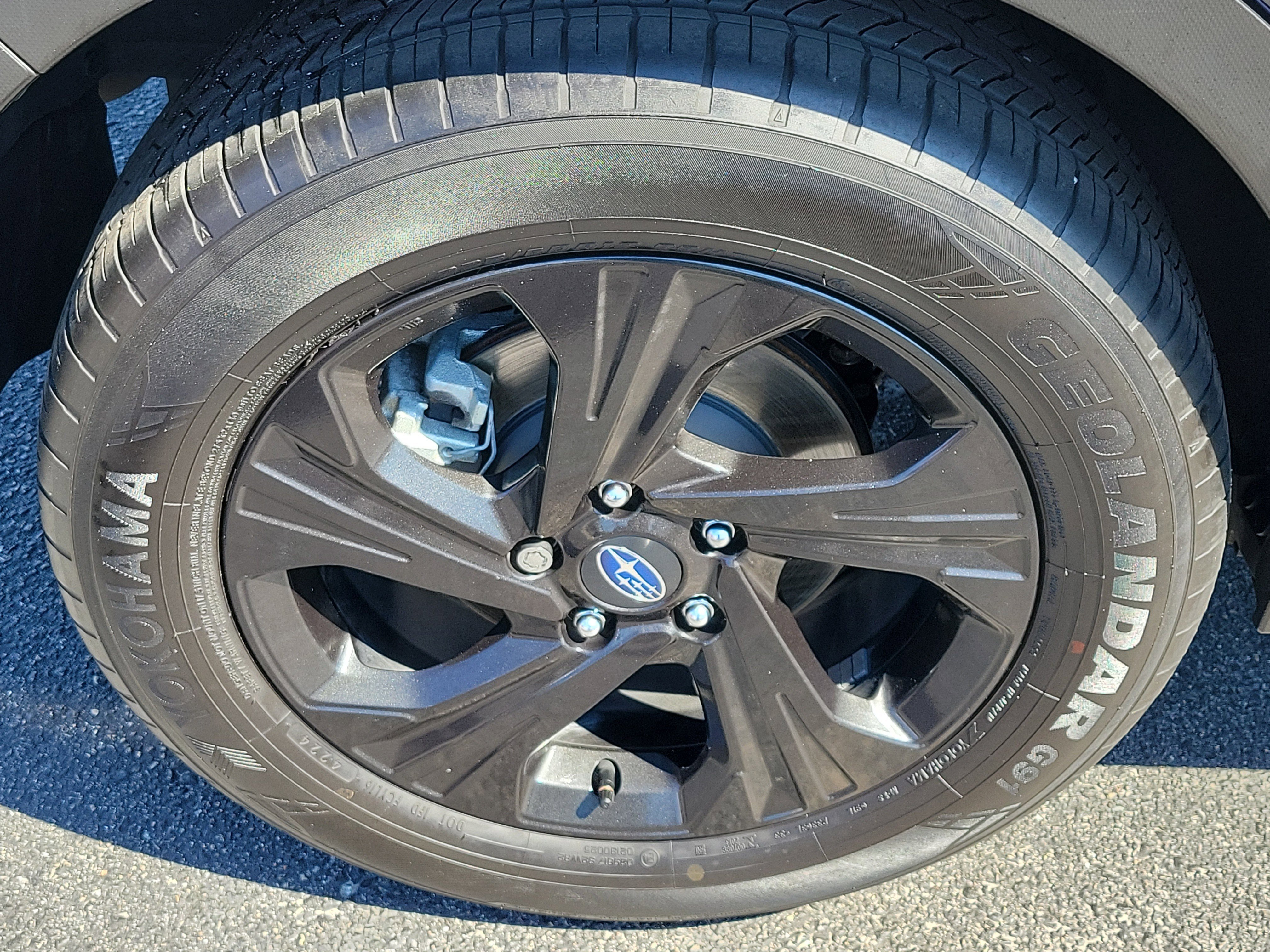 Certified 2025 Subaru Crosstrek 2.0i image 10