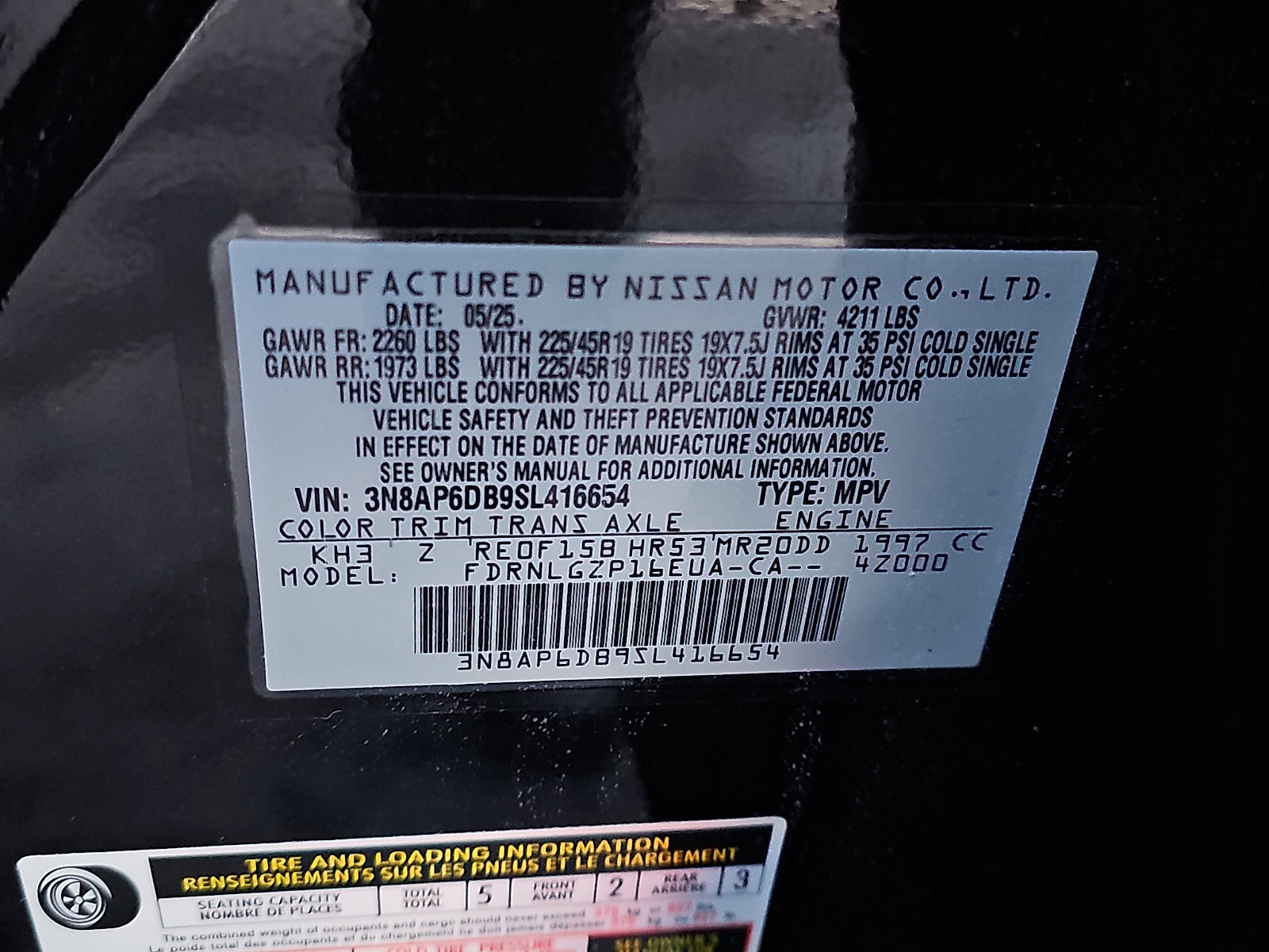 Certified 2025 Nissan Kicks SR image 27