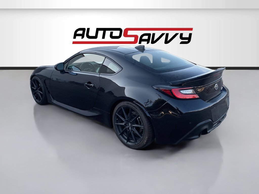 Used 2025 Toyota GR86 Premium w/ ALL Weather Mat Package (TMS) RWD image 5