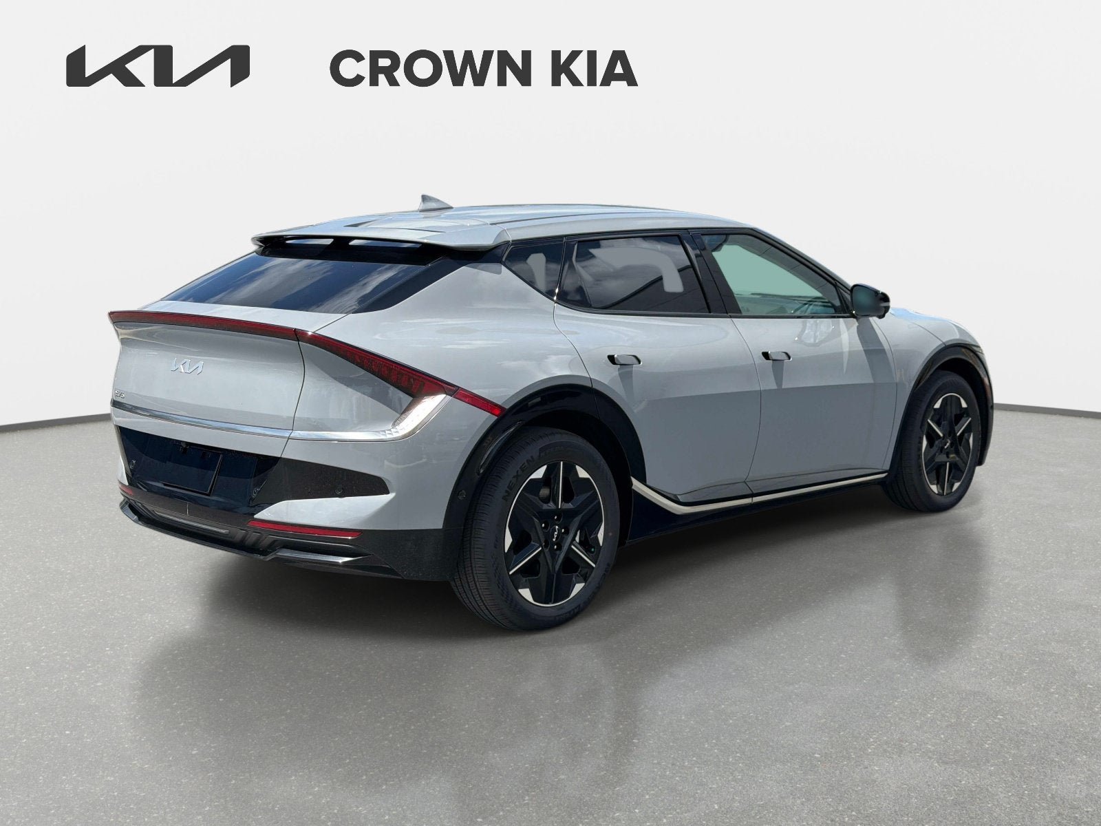 New 2026 Kia EV6 Wind RWD image 5