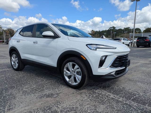 Used 2024 Buick Encore GX Preferred image 2