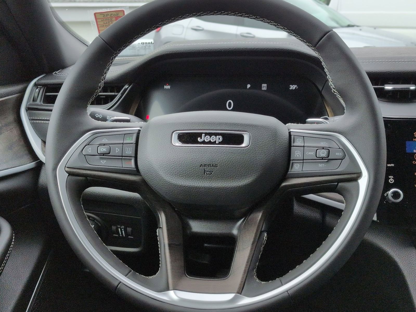 New 2026 Jeep Grand Cherokee Limited image 14