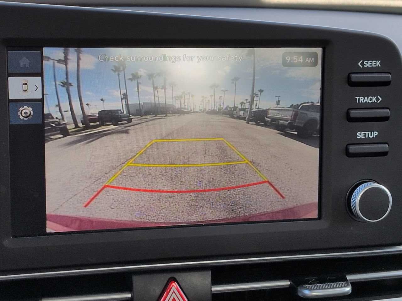 Used 2025 Hyundai Elantra SE w/ Cargo Package FWD image 18